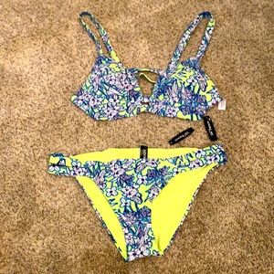 Adore Me | Green and Blue Bikini Top